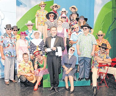 Sänger des "Weißen
Rößl" (Foto: Kruppa) Sänger des "Weißen Rößl"
(Foto: Kruppa)