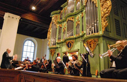 Jürgen Bischof dirigierte auch schon beim Uckermärkischen Orgelfrühling. (Foto: Mathias Scherfling)